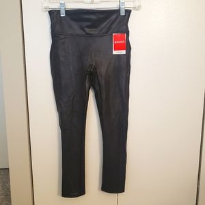 NWT Spanx cropped faux leather leggings